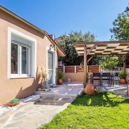 Villa Pines Лименария Екстериор снимка