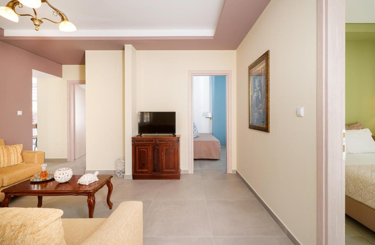 Villa Pines Лименария Екстериор снимка