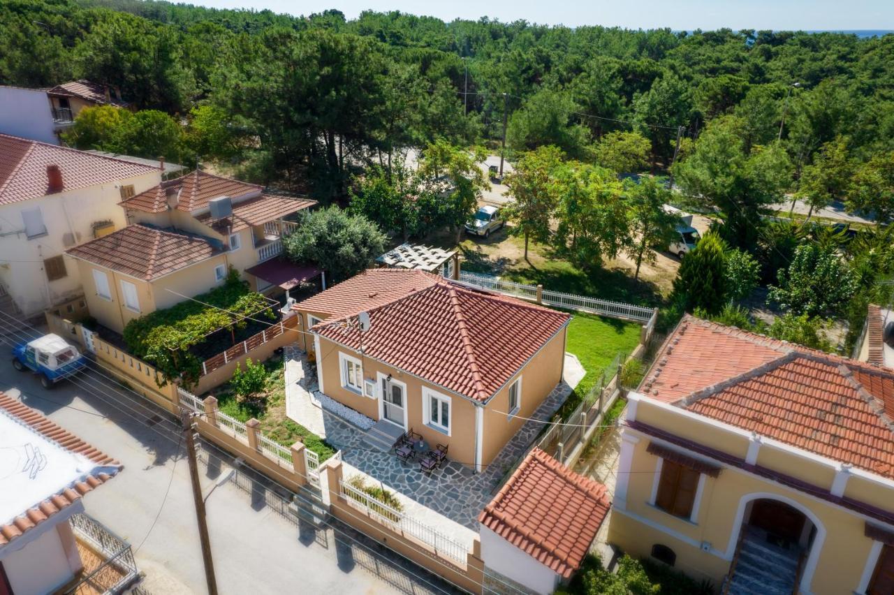 Villa Pines Лименария Екстериор снимка